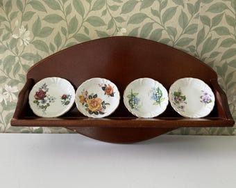 House of Lloyd 1990 Wood Wall Shelf Curio Display Plate Ledge 18 Inch