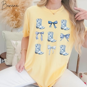 Coquette Shirt Western Cowgirl Boot Country Style Tshirt Gift for Her,Comfort Colors French Toile Graphic Tee,Cute Floral Watercolor T Shirt