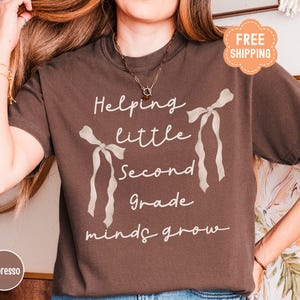 Comfort Colors Helping Second Grade Minds Grow Teacher Shirt, Back to School T-Shirt, 2nd Grade Teacher Gift, Elementary Teacher Team Shirts