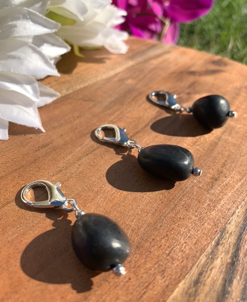 Shungite Pet Collar Charms - Helps keep your pet grounded - Protects against EMF Radiation - Crystal Energy Healing - Choose the Clasp Size
