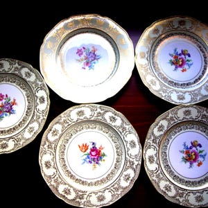Set of 5 Vintage Tirschenreuth Dinner Plates Floral Bouquet Gold Rimmed Dinnerplates