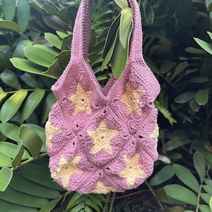 Crochet bag with star granny squares