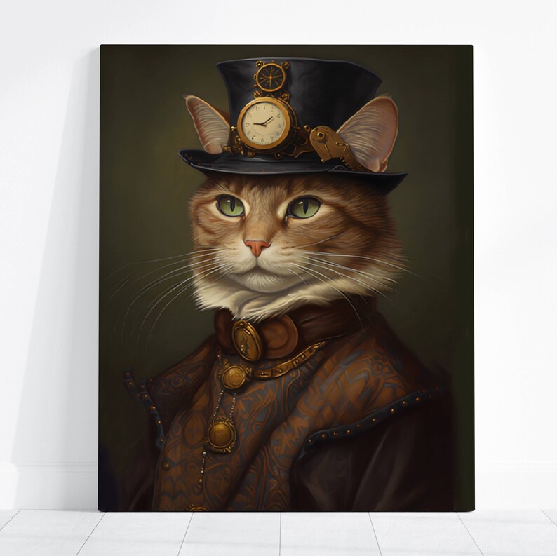 Pu&ograve; includere: Ritratto incorniciato di un gatto in abito steampunk. Il gatto indossa un cappello a cilindro nero con un orologio e un cappotto fantasia marrone e oro. Il gatto ha gli occhi verdi e un'espressione seria. Lo sfondo &egrave; verde scuro.