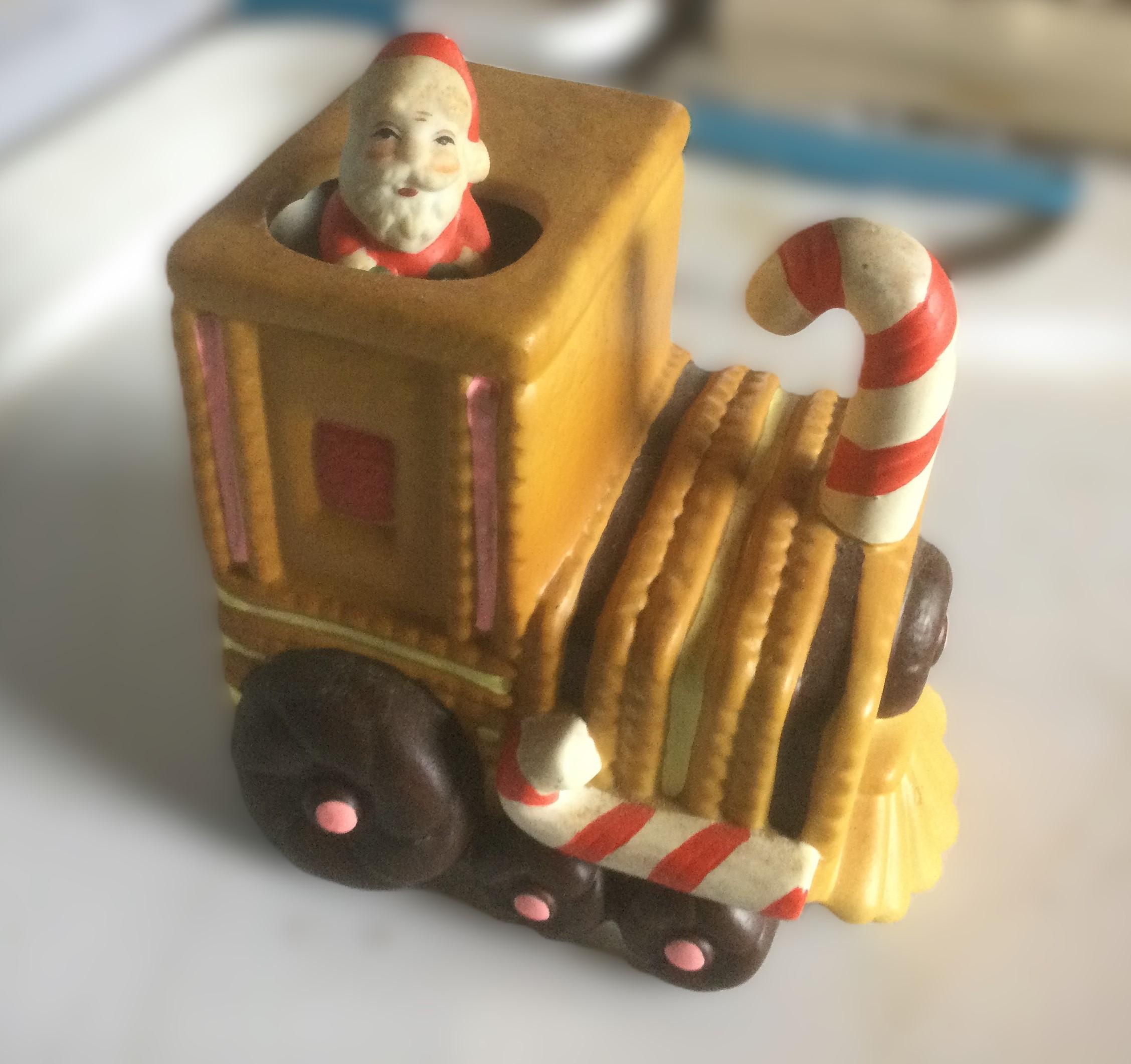 1980 Seymour Mann Ceramic Rotating Santa Claus On Candy Style Train Christmas Music Box