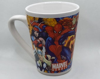 Tazza vintage degli eroi Marvel del 2005