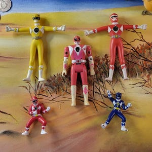 Figuras de acción vintage de los Mighty Morphin Power Rangers: Lote Bandai de 1994