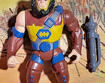 1985 Kenner Super Power DC Comics Kalibak Action Figure con mazza completa al 100%.