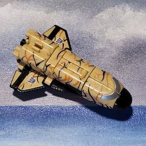 2001 Hasbro Transformers Robots in Disguise RID Shuttle  Combaticon Blast Off