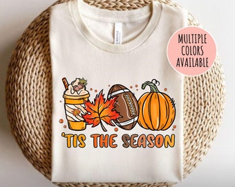 Camiseta "Tis the season", camiseta retro de Halloween, camiseta de otoño, camiseta de taza de café, camiseta de calabaza, regalo de fútbol de Halloween para ella, camiseta de temporada espeluznante