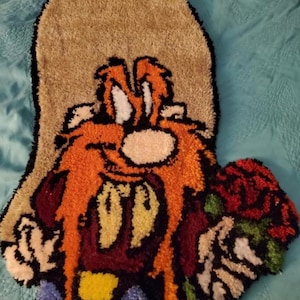 CUSTOM TUFTED RUGS