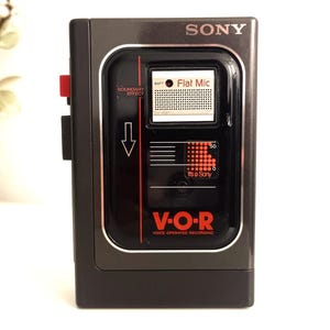 Sony walkman 1980 - Etsy 日本