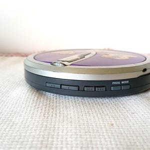 KOSS KS5302 Portable CD Player image 3