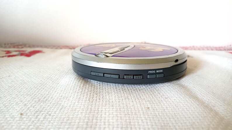 KOSS KS5302 Portable CD Player image 3