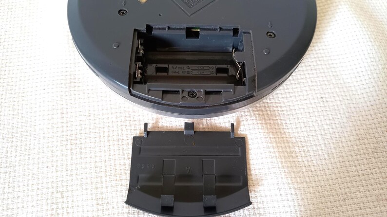 KOSS KS5302 Portable CD Player image 5