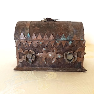 Small Antique Handmade Jewellery Box Display Piece