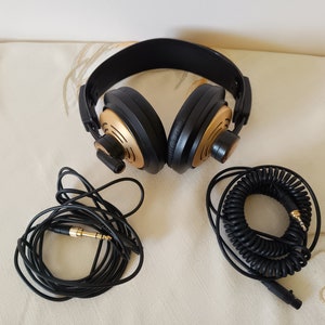 AKG K240 Studio Professional Over Ear Wired Headphones 55 ohms BLACK/GOLD  VTG
