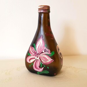 Garrafa vintage pintada à mão datada de 2 de abril de 1984, belo vaso de flores