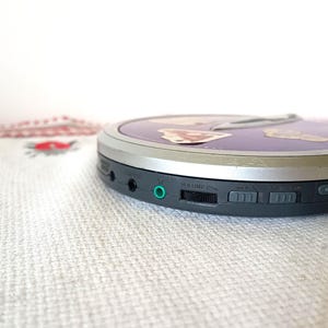 KOSS KS5302 Portable CD Player image 2