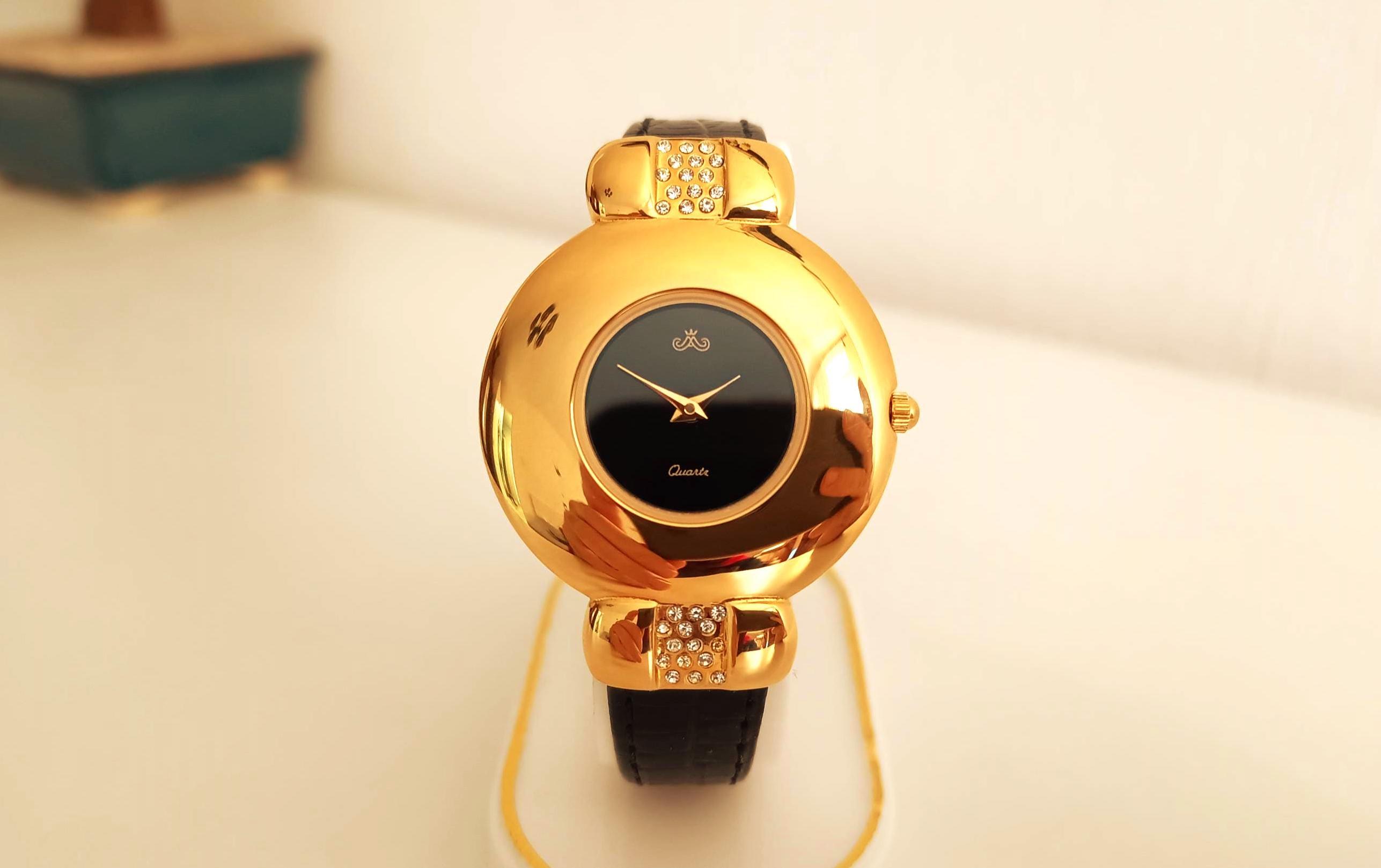 Wittnauer Triste Elite ladies oval gold tone dress watch NEW BATTERY Wittnauer Watch Women 28mm Black Dial Gold Tone Oval Manual  main image 2