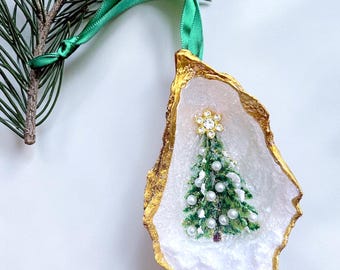 Oyster Shell 3D Christmas Ornament, Pearl Tree Gold Trim