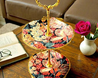 Luxury Decoupage Scallop Shell Jewelry Stand – Elegant Vanity Organizer