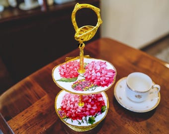 Pink Hydrangea Scallop Shell Jewelry Stand