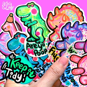 Lindas pegatinas impermeables de dinosaurios / ¡Diversión a prueba de salpicaduras en cualquier momento y en cualquier lugar! / ¡Cada salpicadura desarrolla los hábitos de limpieza de su hijo!