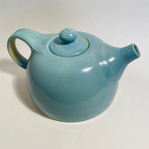 Handmade Graceful Pottery Teapot