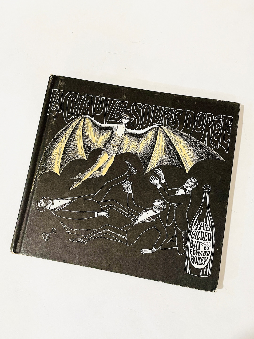 The Gilded Bat　Edward Gorey THE GILDED BAT | Edward Gorey | 1st Edition