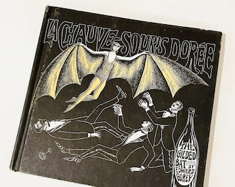 The Gilded Bat　Edward Gorey The Gilded Bat by GOREY, Edward: Very Good Hardcover (1966