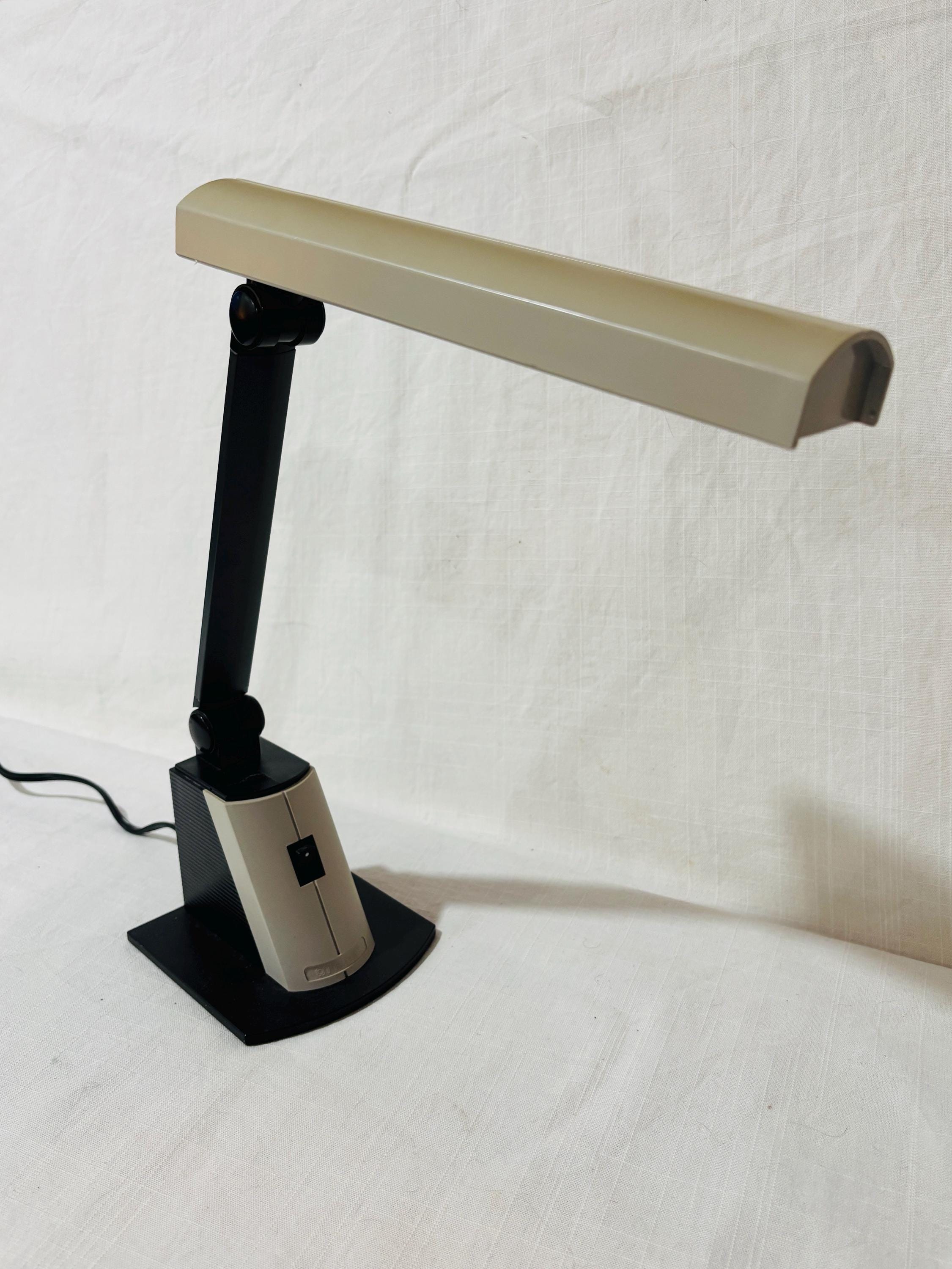 Westlake 6 in Wall Vanity Light 3D model 3dbrute, image size:2251x2999