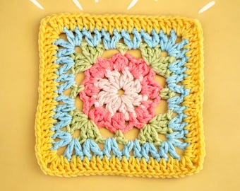 Flower Granny Square Crochet Pattern