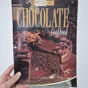 Vintage Australian Women&#39;s Weekly &quot;Chocolate&quot; recipe book