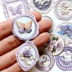 10 autocollants 3D. Stickers texturés floraux violets avec fleurs, oiseaux, anges, scrapbooking licorne sapin, cadeaux d'artisanat, objets de décoration