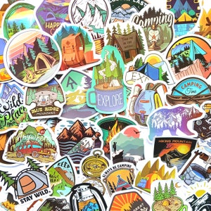 20 pegatinas de camping. Set de pegatinas de aventuras viajeras. Tiendas de campaña, bosque, árboles y senderismo. Ideal para agendas, diarios, Kindle y decoración para portátiles.
