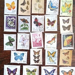 23 pegatinas de sellos vintage. Juego de pegatinas de mariposas bohemias retro en sellos. Imágenes de mariposas de la vieja escuela variadas para planificadores y manualidades. Reino Unido