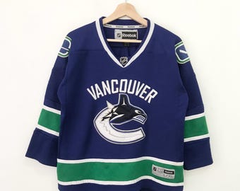 Vintage Vancouver Canucks Blue Sweater Medium Canucks Sportswear Spell Out Pullover Vancouver Canucks Hockey Sweater Jumper Canucks Size M