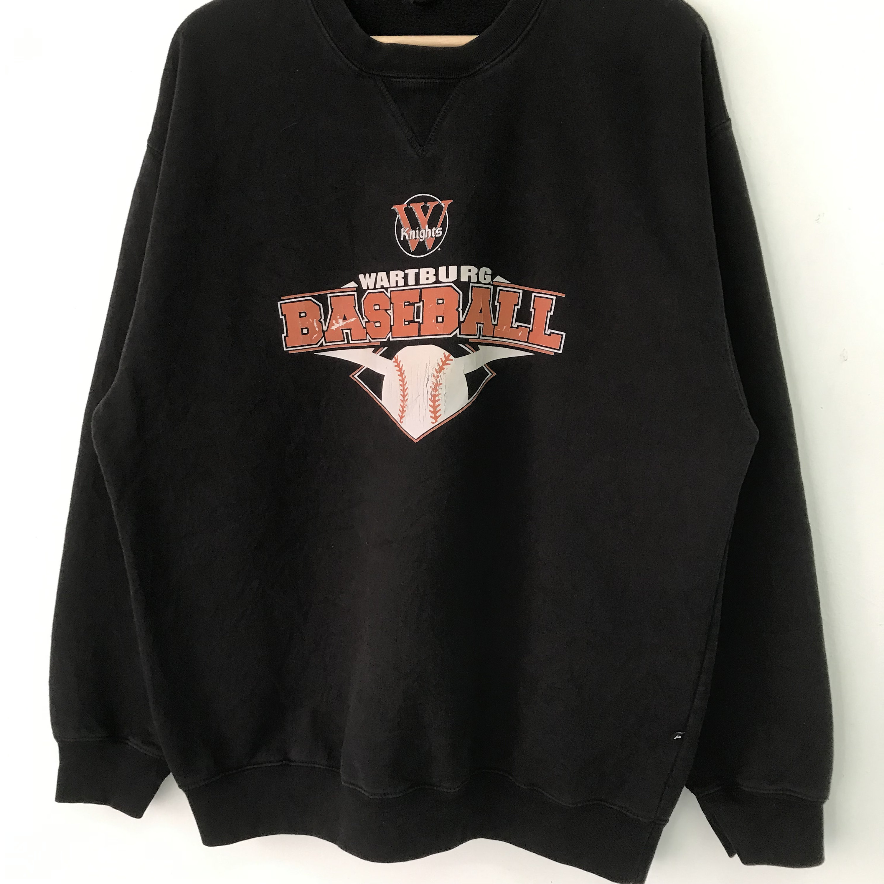 【DISCERNMENT】Vintage baseball jumper Vintage 90s Wartburg Knights Ncaa Black Sweasthirt Large