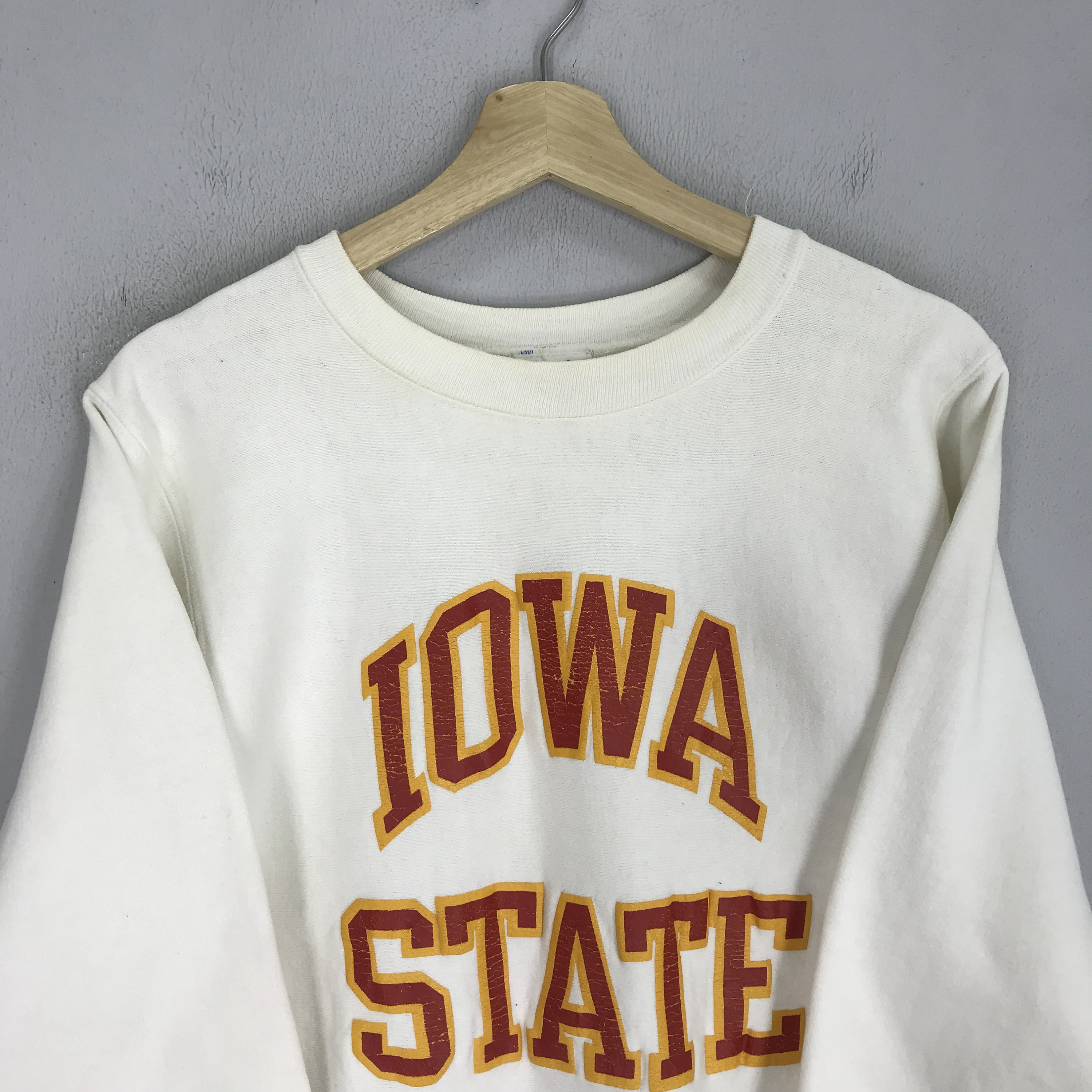 Vintage 90s Champion Reverse Weave Iowa State Sweatshirt (size S