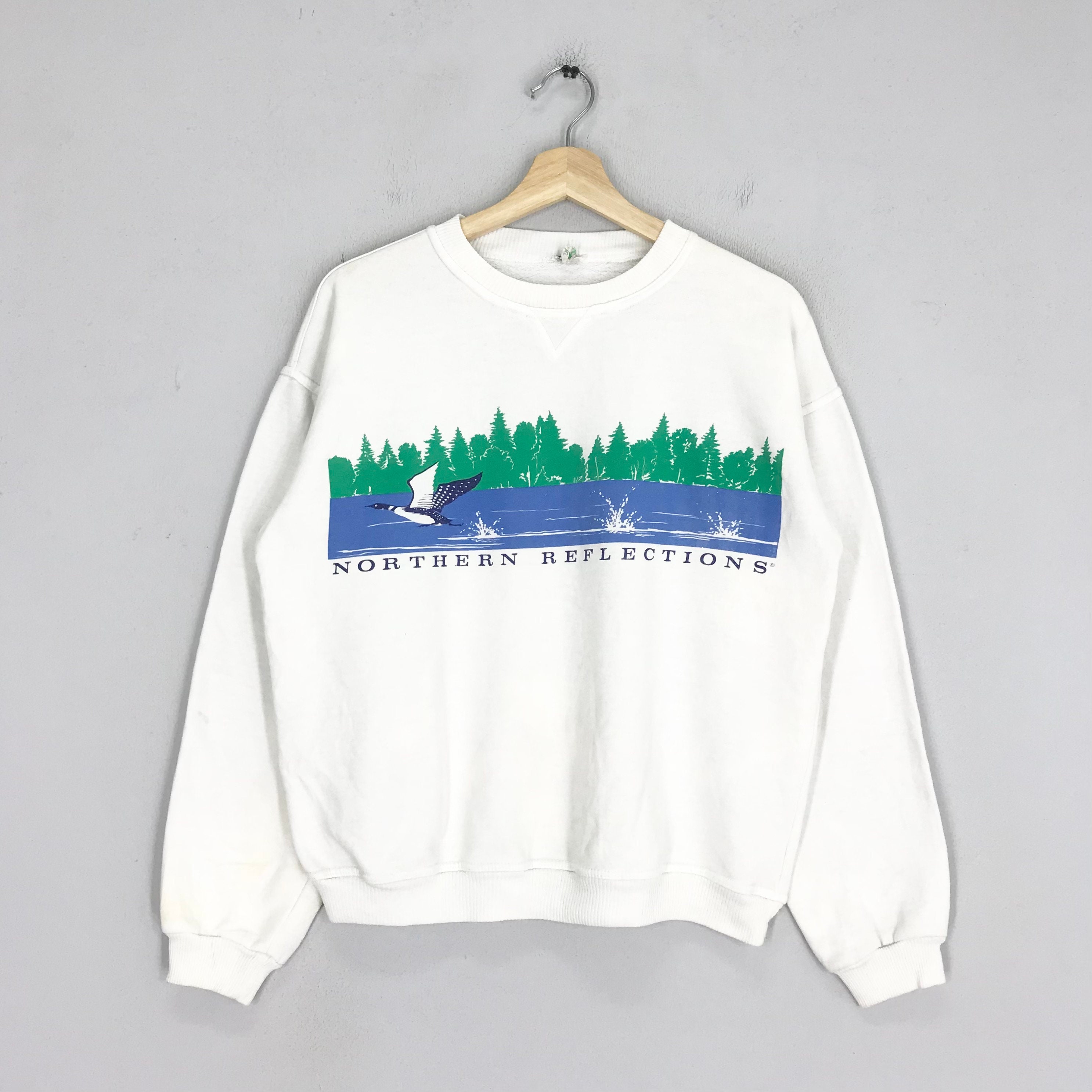 Vintage Northern Reflection Canadian Sweatshirt Northern