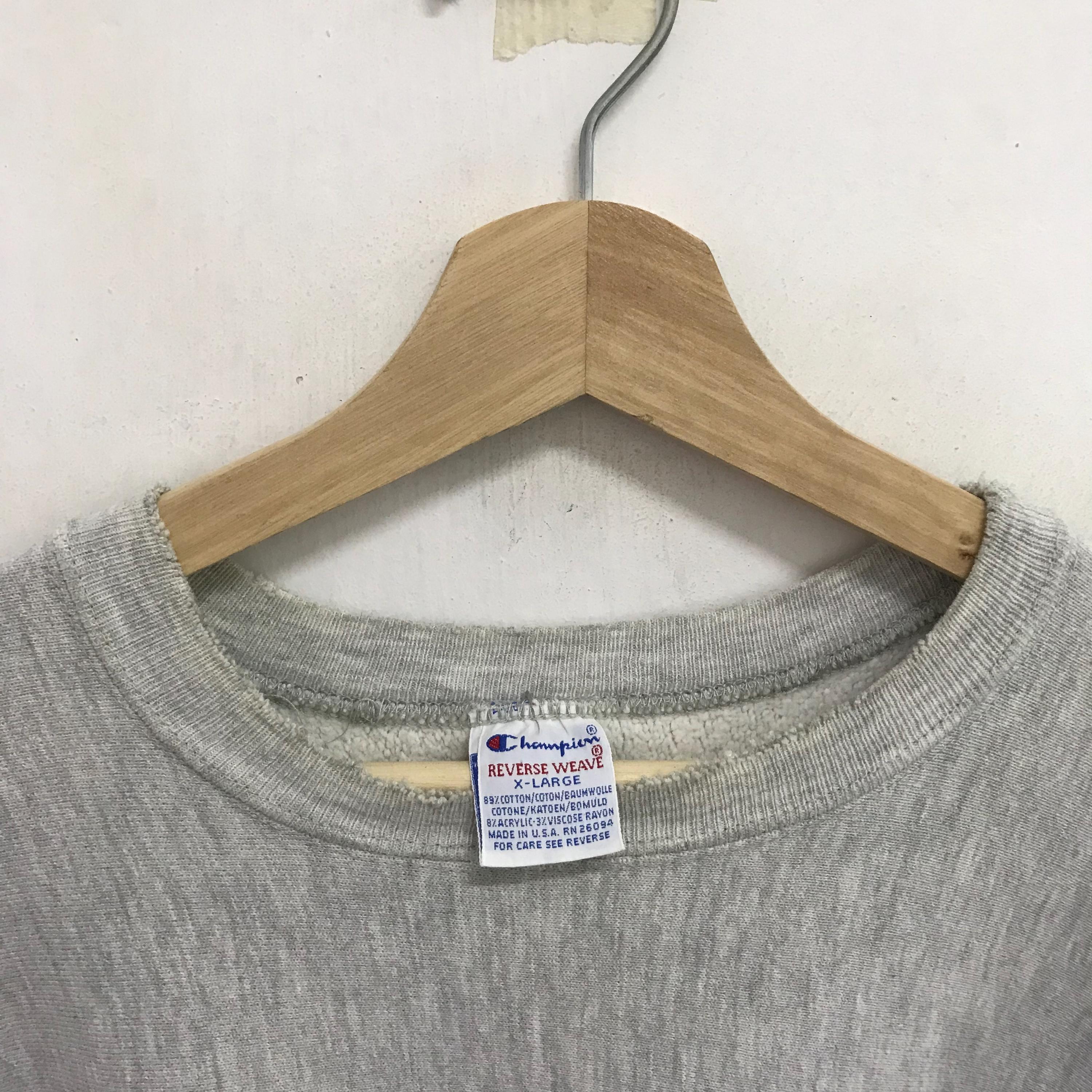 トップス 90s champion reverse weave Michigan Vintage 🔥 '90's Champion Michigan Reverse Weave Sweatshirt