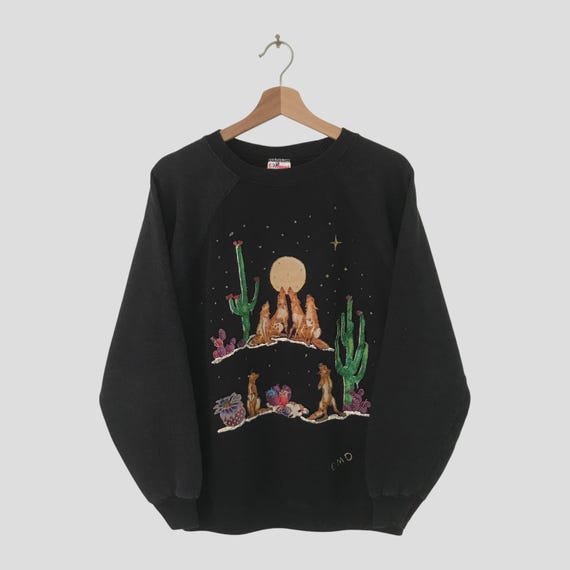 Vintage 90's Hanes Graphic Howling Wolf Black Sweatshirt