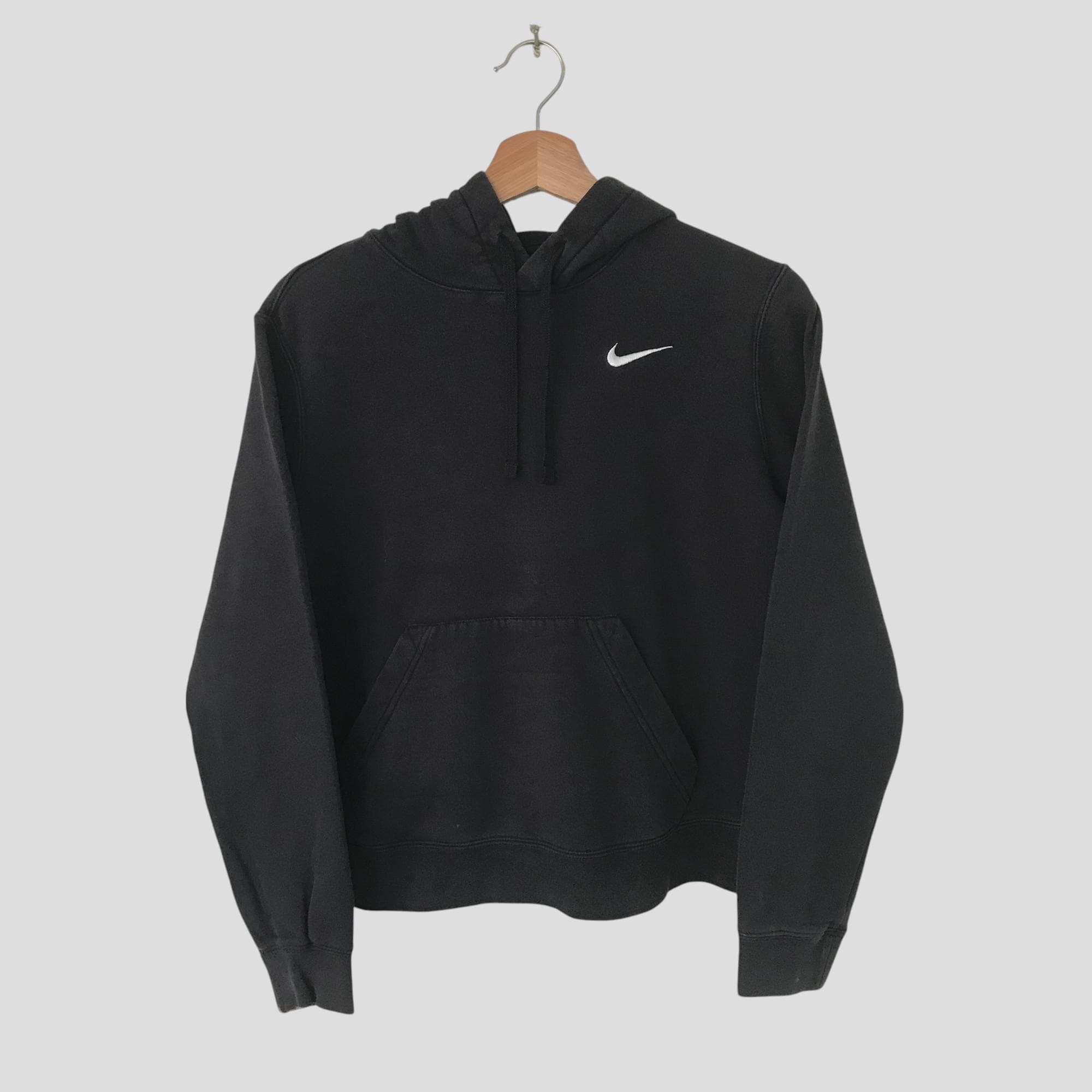 Nike Black Sweater Medium Nike Swoosh Embroidery Logo Pullover 