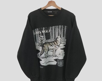 Vintage jaren 90 grijze wolf jager zwart sweatshirt grote wolf dier Wildlife grafische trui Wolf Mountain gedrukt ronde hals Wolf Howling maat L