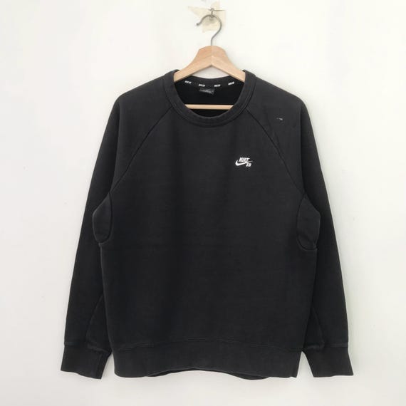 Nike Athletics Moletom Preto Médio Nike Bordado Logo Swoosh