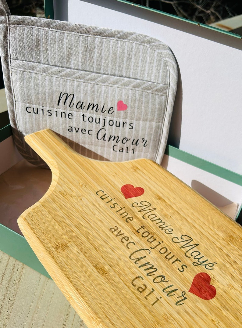 manique cuisine personnalisé cadeau mamie maman fête grands-mères fête des mères cadeau fête des grands-mères plateau personnalisé image 1