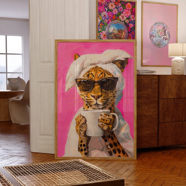 Arte mural imprimible, pintura al óleo maximalista de leopardo tomando café, comedor dopaminérgico, cocina moderna y colorida, póster matutino vívido.
