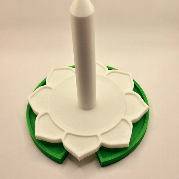 Crochet/knitting yarn holder spinner, Wool genie, yarn bowl replacement. 3d printed lily flower.