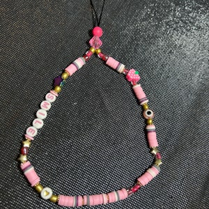 Joyería de teléfono, cable de teléfono, cadena de teléfono, encantos de teléfono, cuentas de heishi rosas