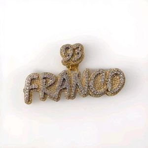 Colgante de moissanita personalizado para hombre / Colgante "NOMBRE" personalizado de 3 ct / Amuleto de hip hop real / Gran idea de regalo de joyería de cumpleaños
